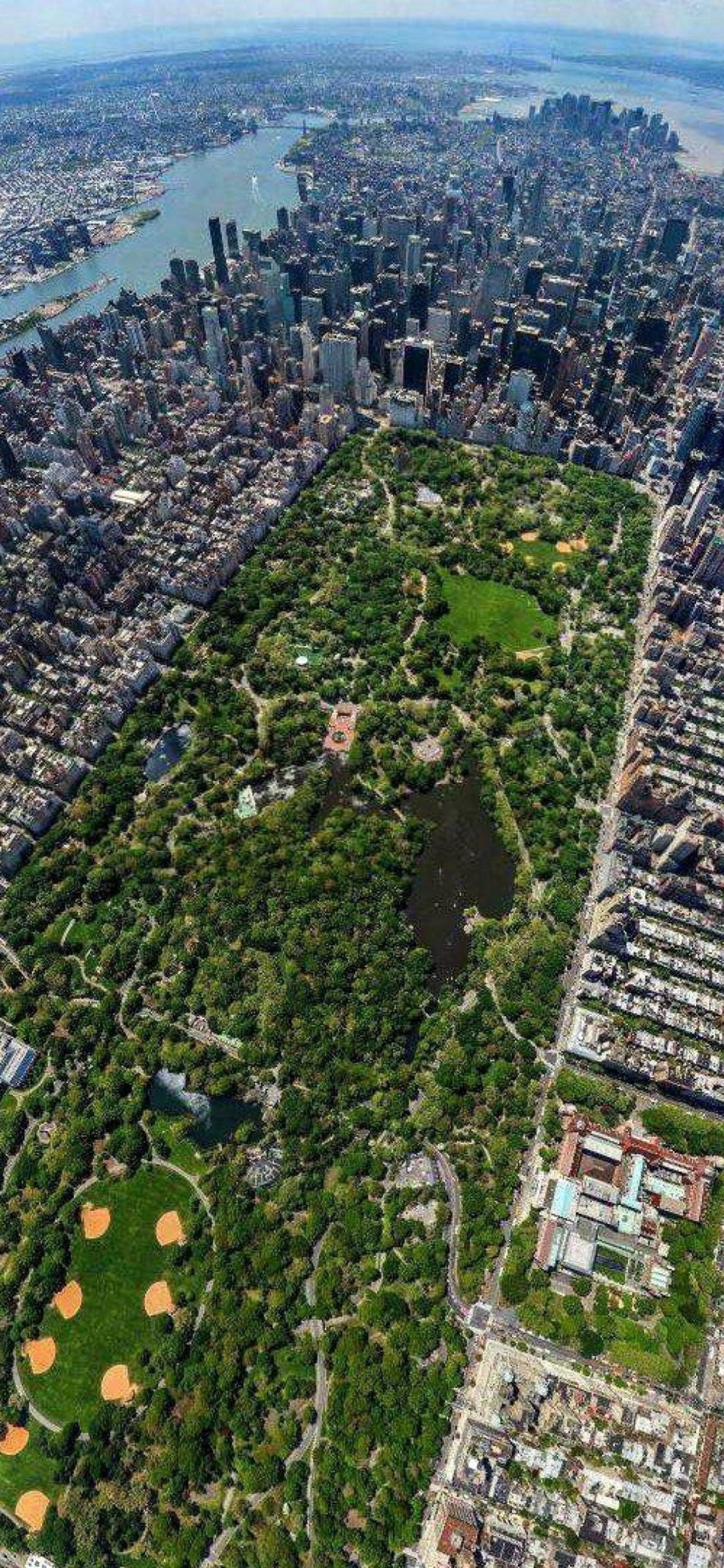Fondo de pantalla Central Park New York From Air 1170x2532