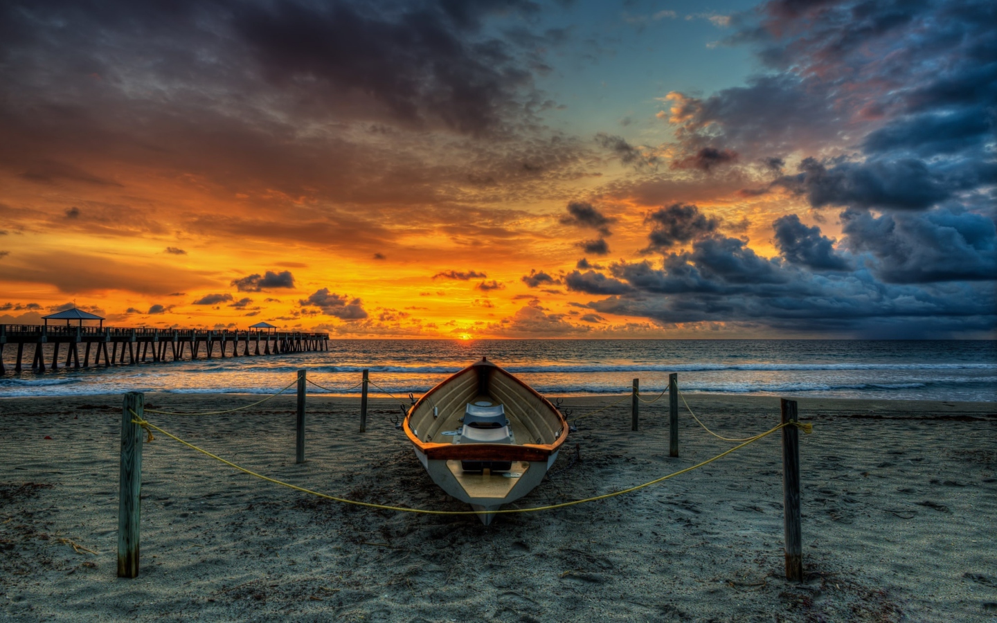 Boat On Beach At Sunset Hdr screenshot #1 1440x900