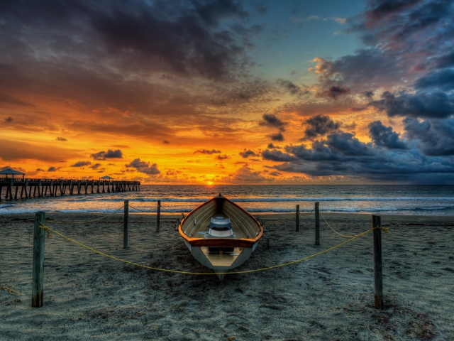 Das Boat On Beach At Sunset Hdr Wallpaper 640x480