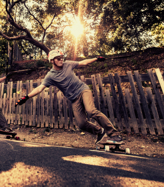 Skateboarding - Fondos de pantalla gratis para 320x480