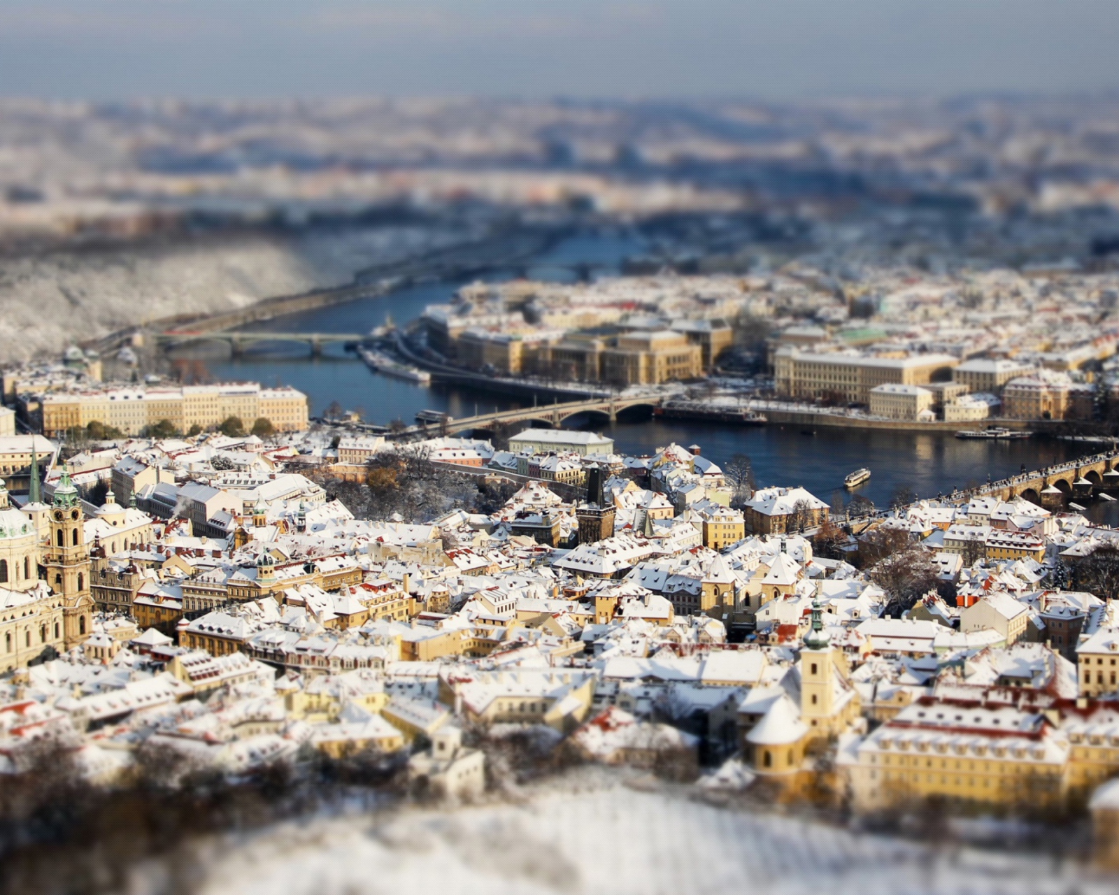 Panoramic View Of Prague wallpaper 1600x1280