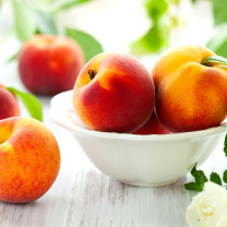 Обои Nectarines and Peaches 208x208