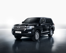 Toyota Land Cruiser 200 wallpaper 220x176