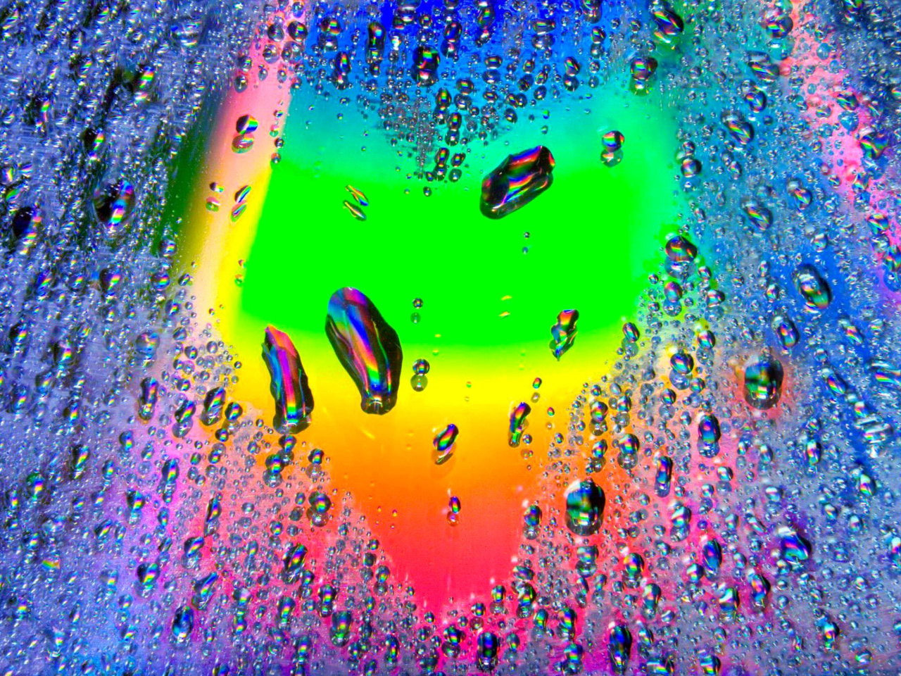 Sfondi Heart of Water Drops 1280x960