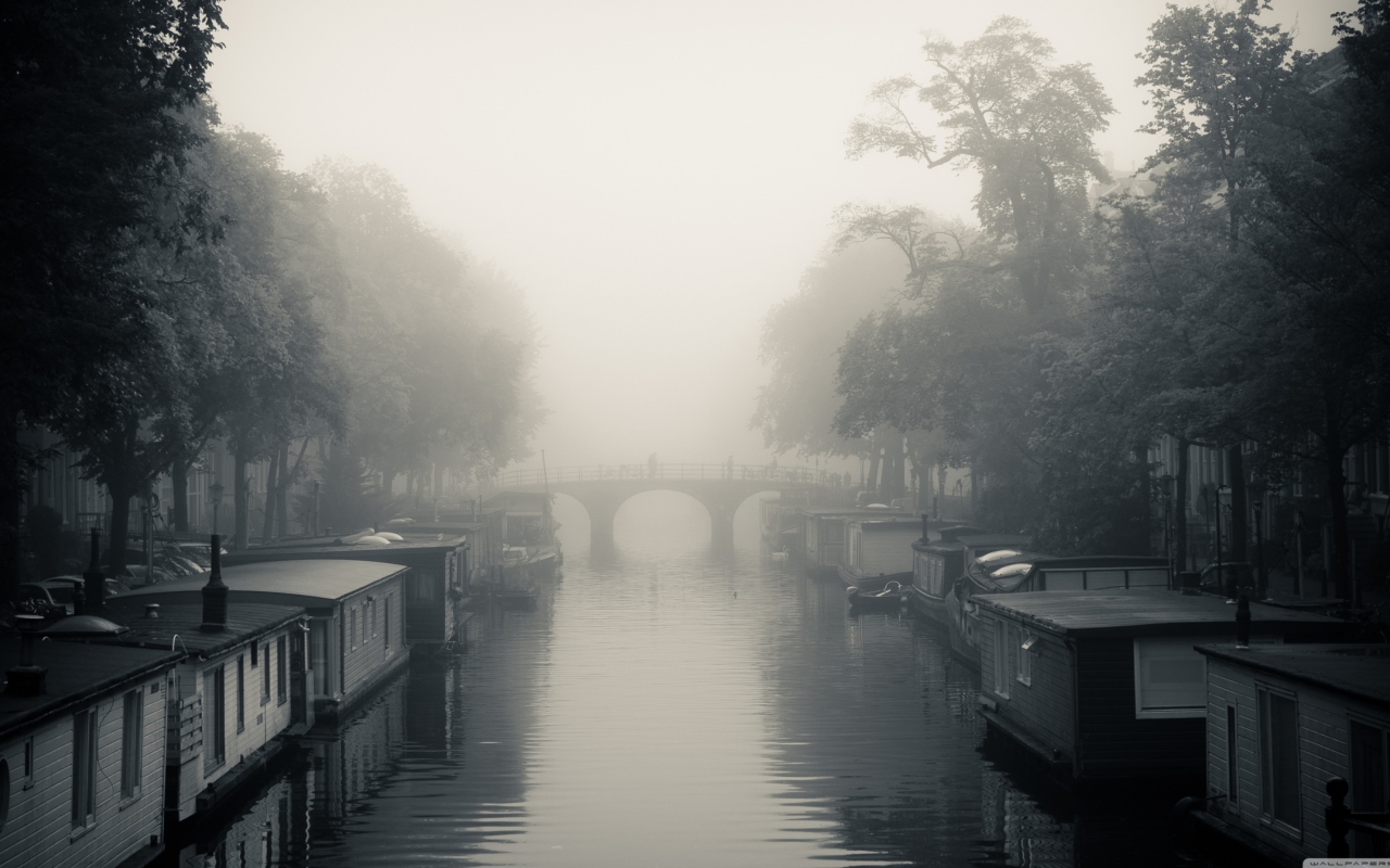 Sfondi Misty Autumn In Amsterdam 1280x800