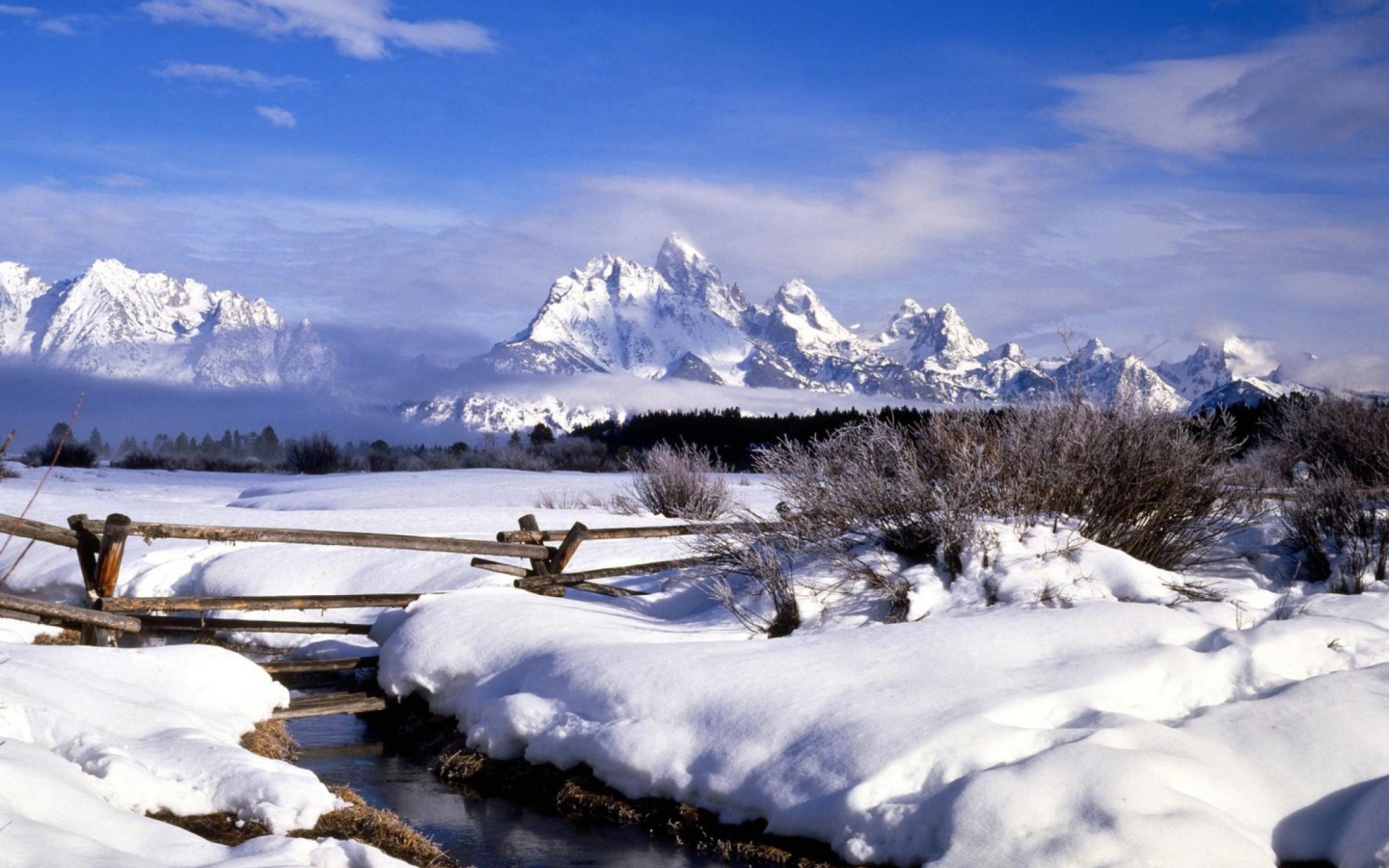 Обои Grand Tetons in Winter, Wyoming 1440x900