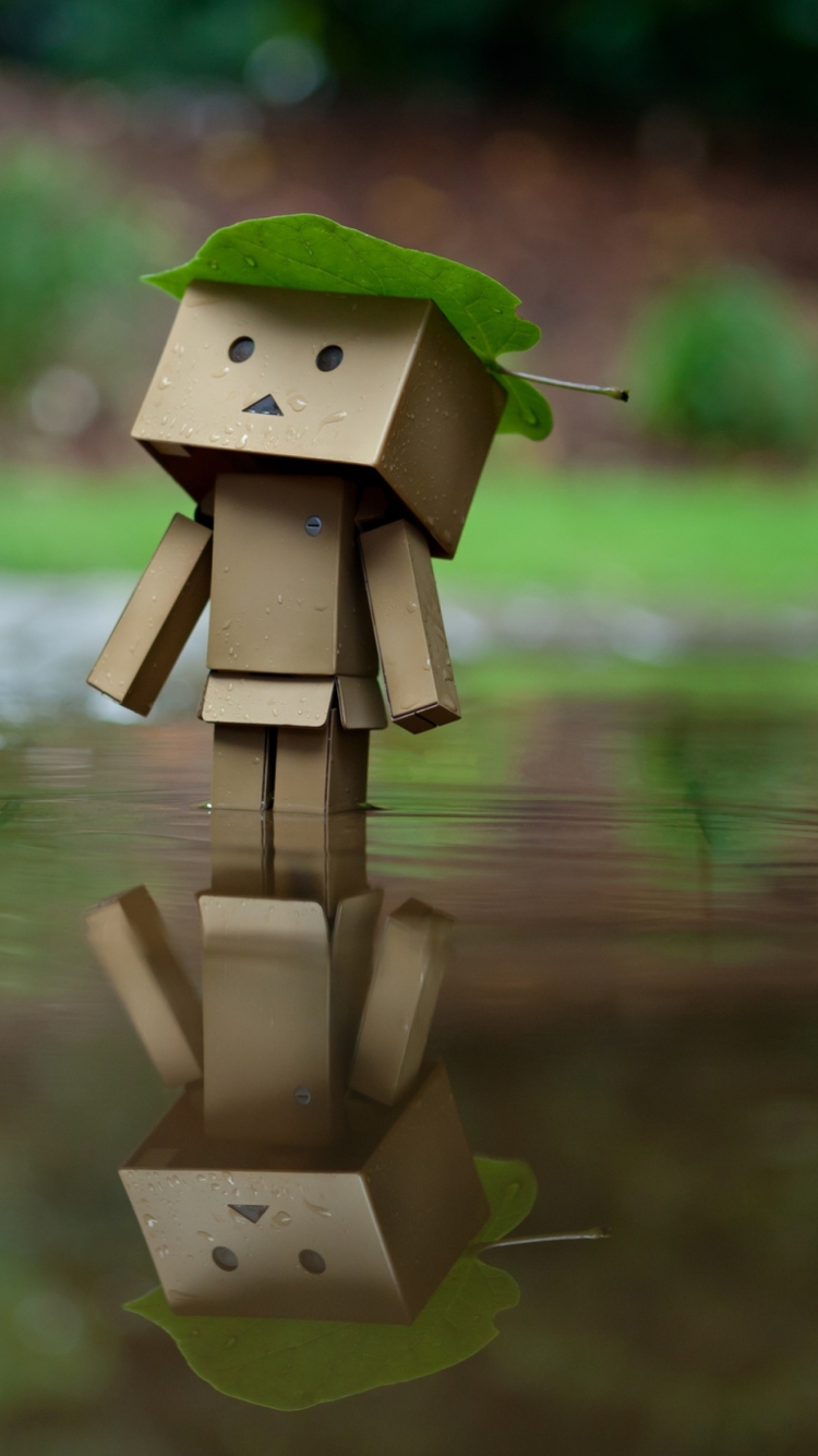 Danbo And Autumn wallpaper 750x1334