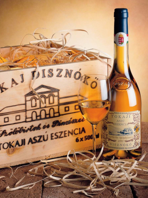 Das Tokaji Aszu Wine Wallpaper 480x640