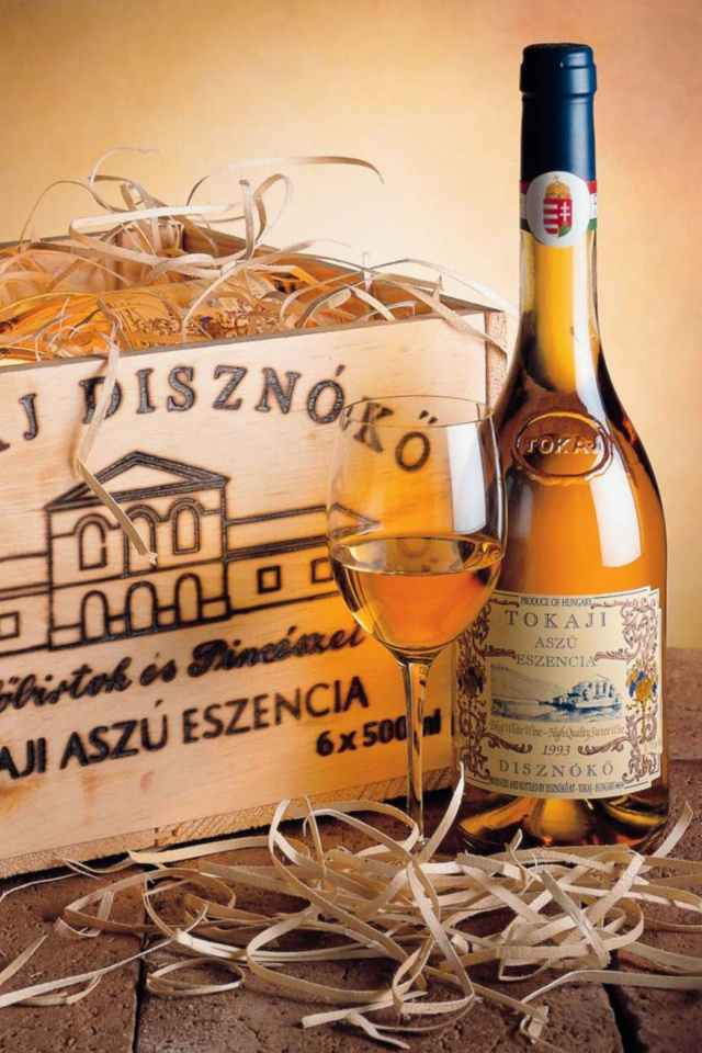 Fondo de pantalla Tokaji Aszu Wine 640x960