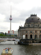 Fondo de pantalla Berlin Attractions 132x176