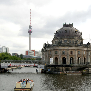 Berlin Attractions - Obrázkek zdarma pro iPad