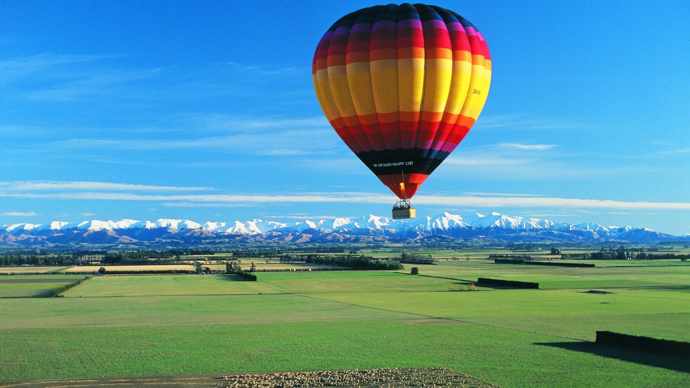 Up Up Away Balloon wallpaper 1366x768