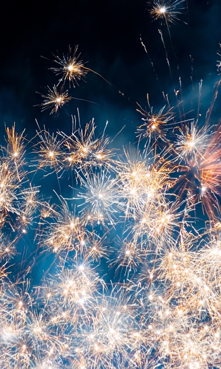 Fireworks wallpaper 768x1280