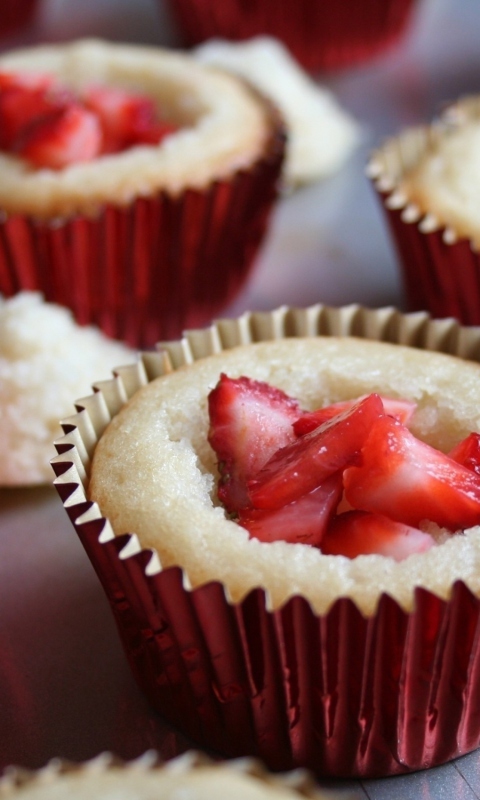 Strawberry Muffins screenshot #1 480x800