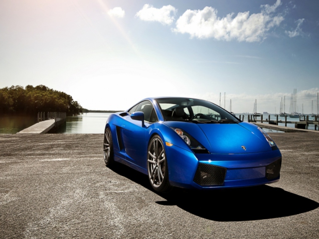 Fondo de pantalla Blue Lamborghini 640x480