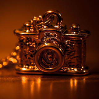 Vintage Golden Camera - Obrázkek zdarma pro iPad mini