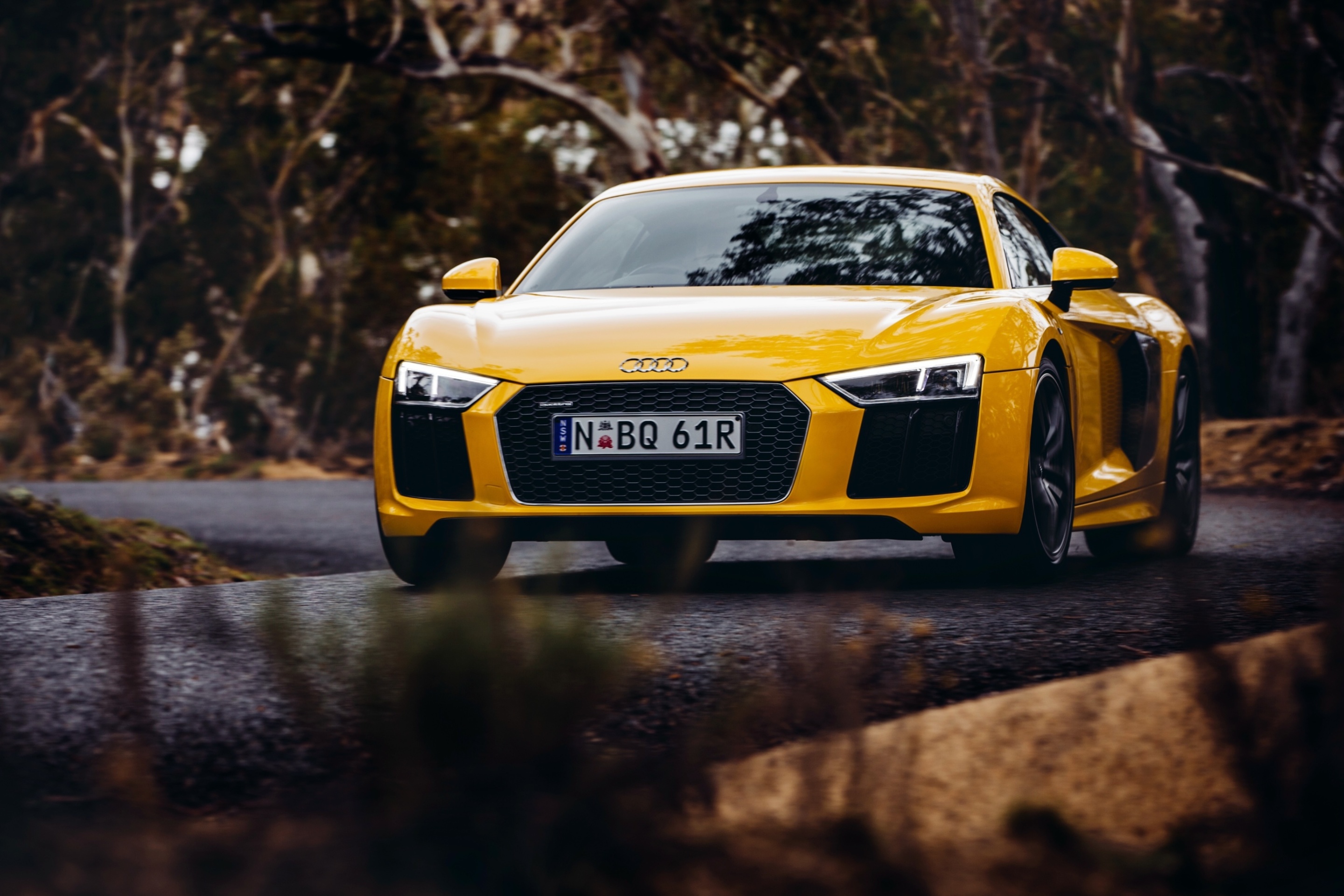 Screenshot №1 pro téma Audi R8 V10 Plus Yellow Body Color 2880x1920