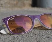 Fondo de pantalla Sunglasses 176x144