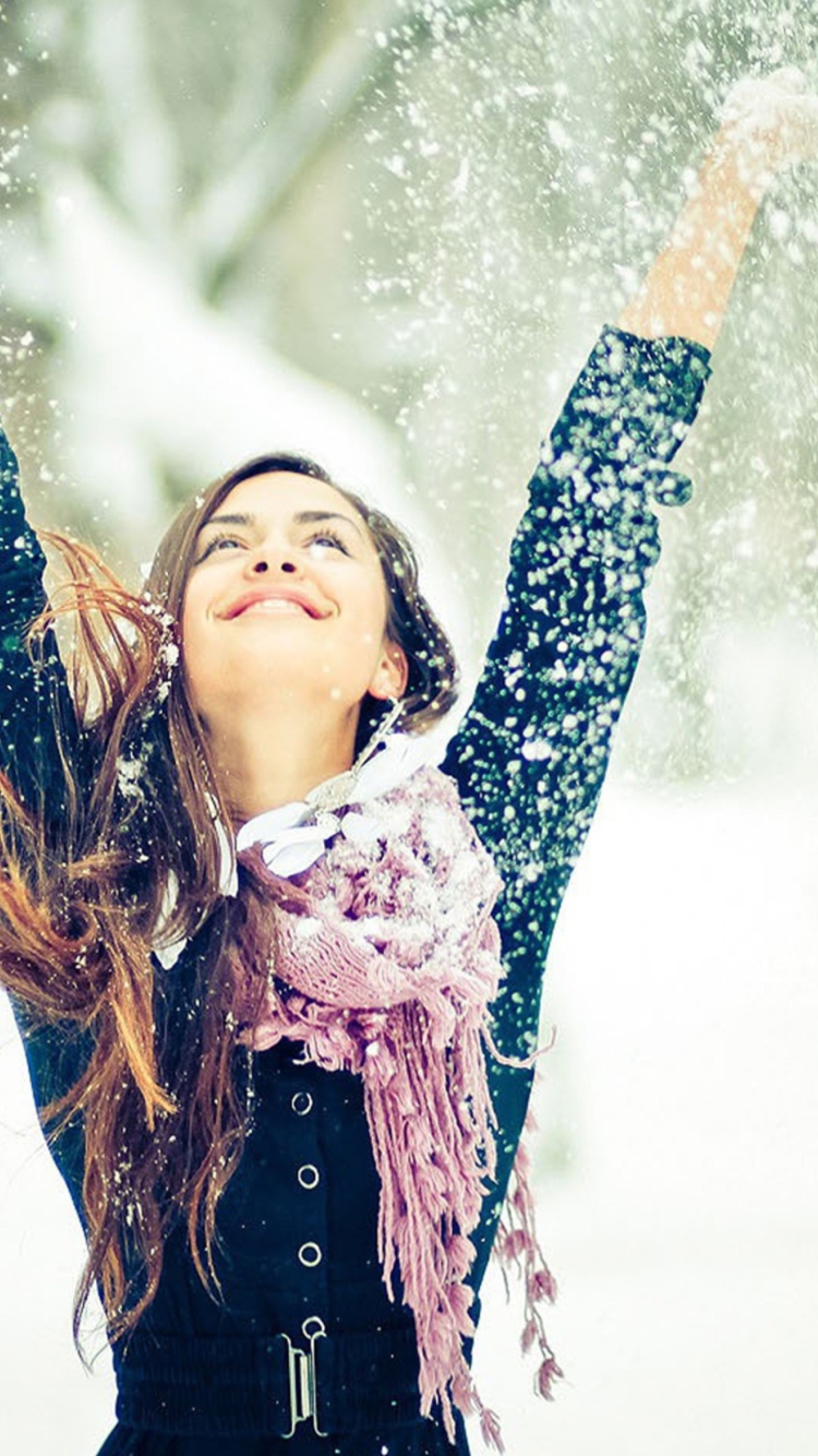 Winter, Snow And Happy Girl wallpaper 750x1334