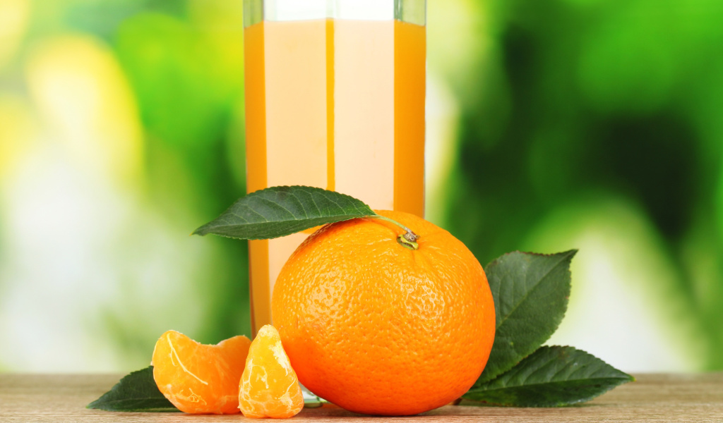 Orange and Mandarin Juice wallpaper 1024x600