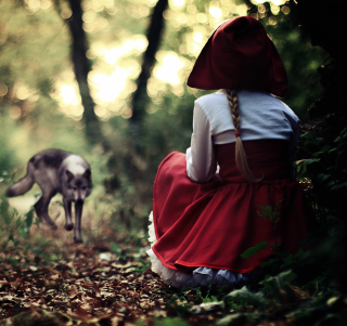 Red Riding Hood In Forest - Obrázkek zdarma pro iPad 2