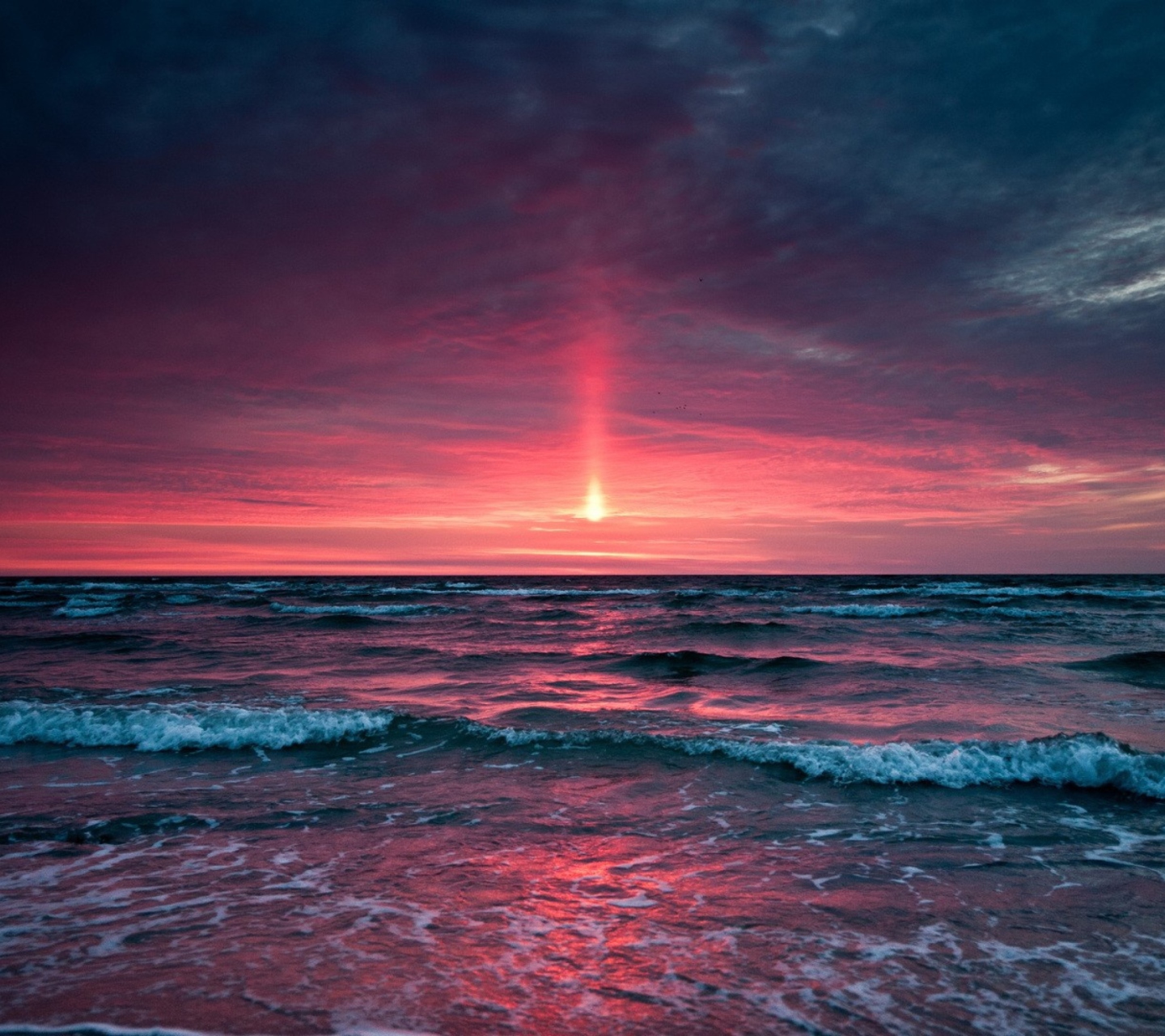 Обои Red Sunset 1440x1280
