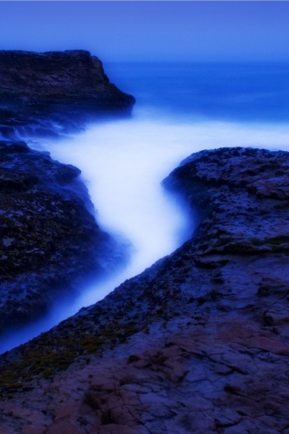 Das Davenport Beach Twilight Wallpaper 320x480