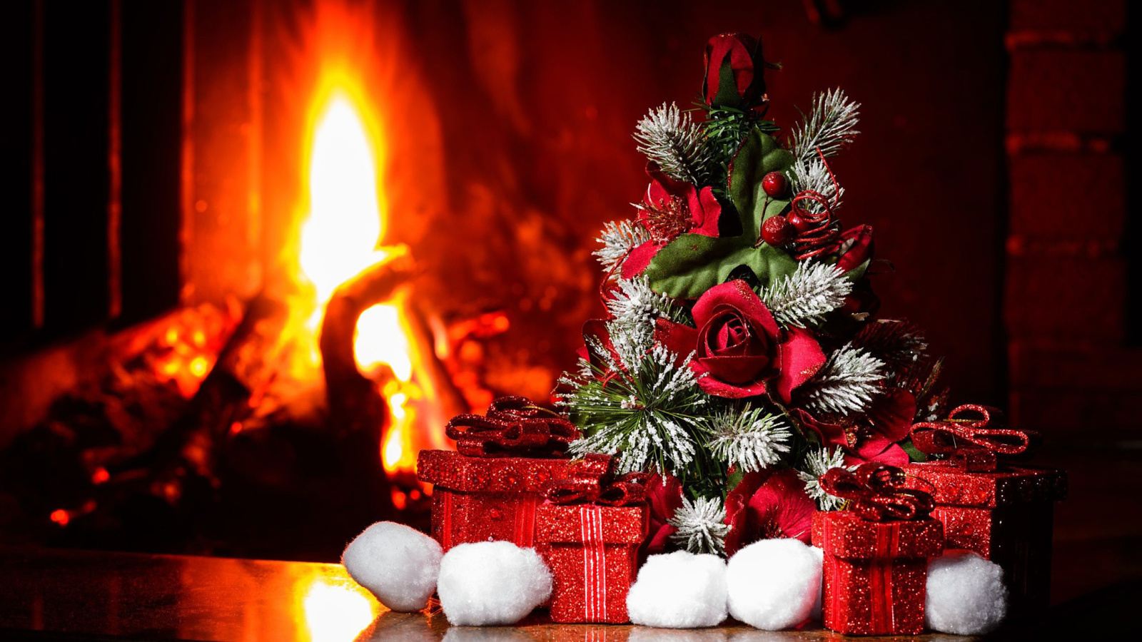Christmas near Fireplace wallpaper 1600x900