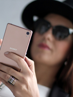 Обои Sony Xperia Z3 Selfie 240x320