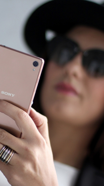 Das Sony Xperia Z3 Selfie Wallpaper 360x640