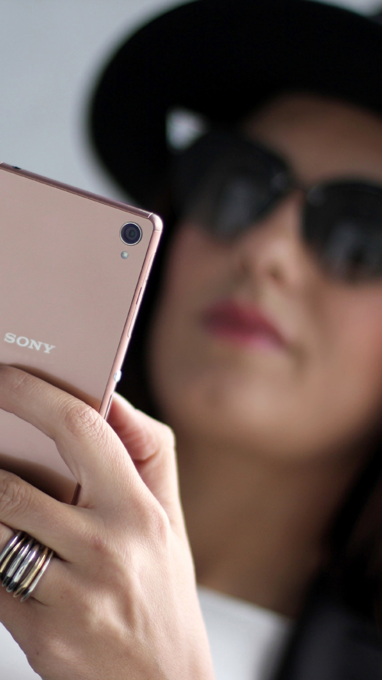 Das Sony Xperia Z3 Selfie Wallpaper 750x1334