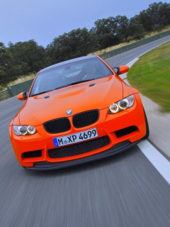 Fondo de pantalla Orange BMW 240x320