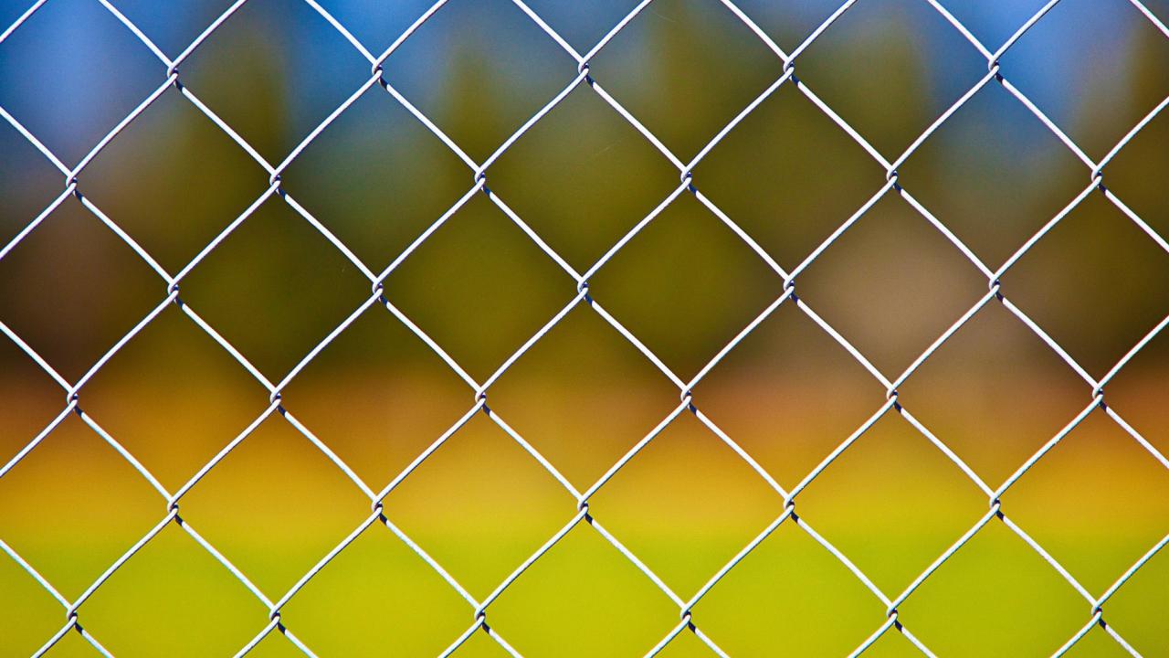Обои Cage Fence 1280x720