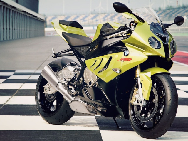 Sfondi BMW S1000 RR 640x480