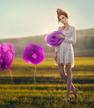 Purple Flower Girl - Obrázkek zdarma pro 132x176