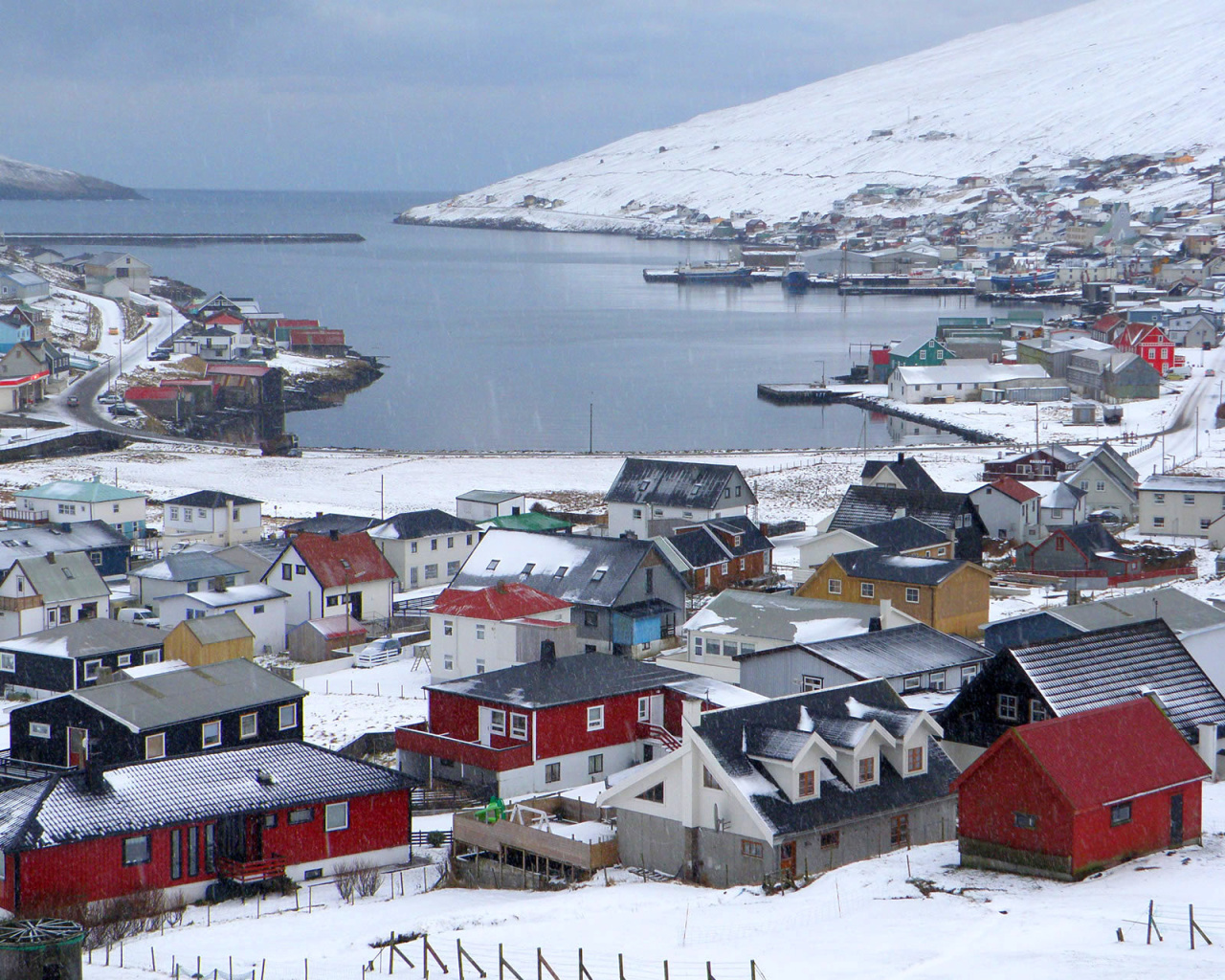 Faroe Island Photo wallpaper 1280x1024