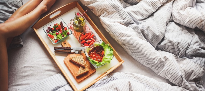 Breakfast in Bed wallpaper 720x320
