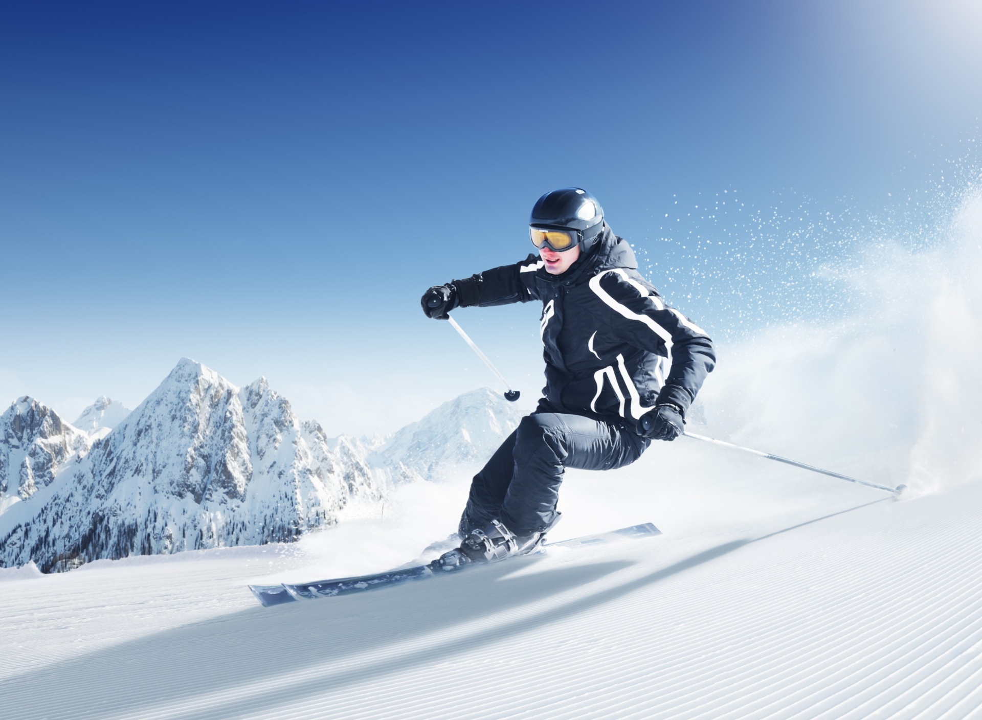 Skiing In Snowy Mountains wallpaper 1920x1408