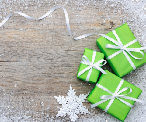 Sfondi Green Christmas Gift Boxes 480x400