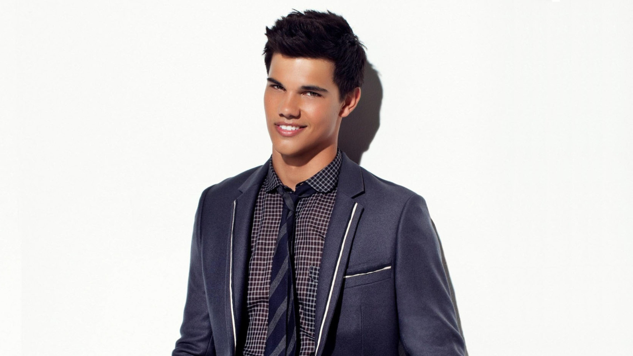 Taylor Lautner Smile screenshot #1 1280x720