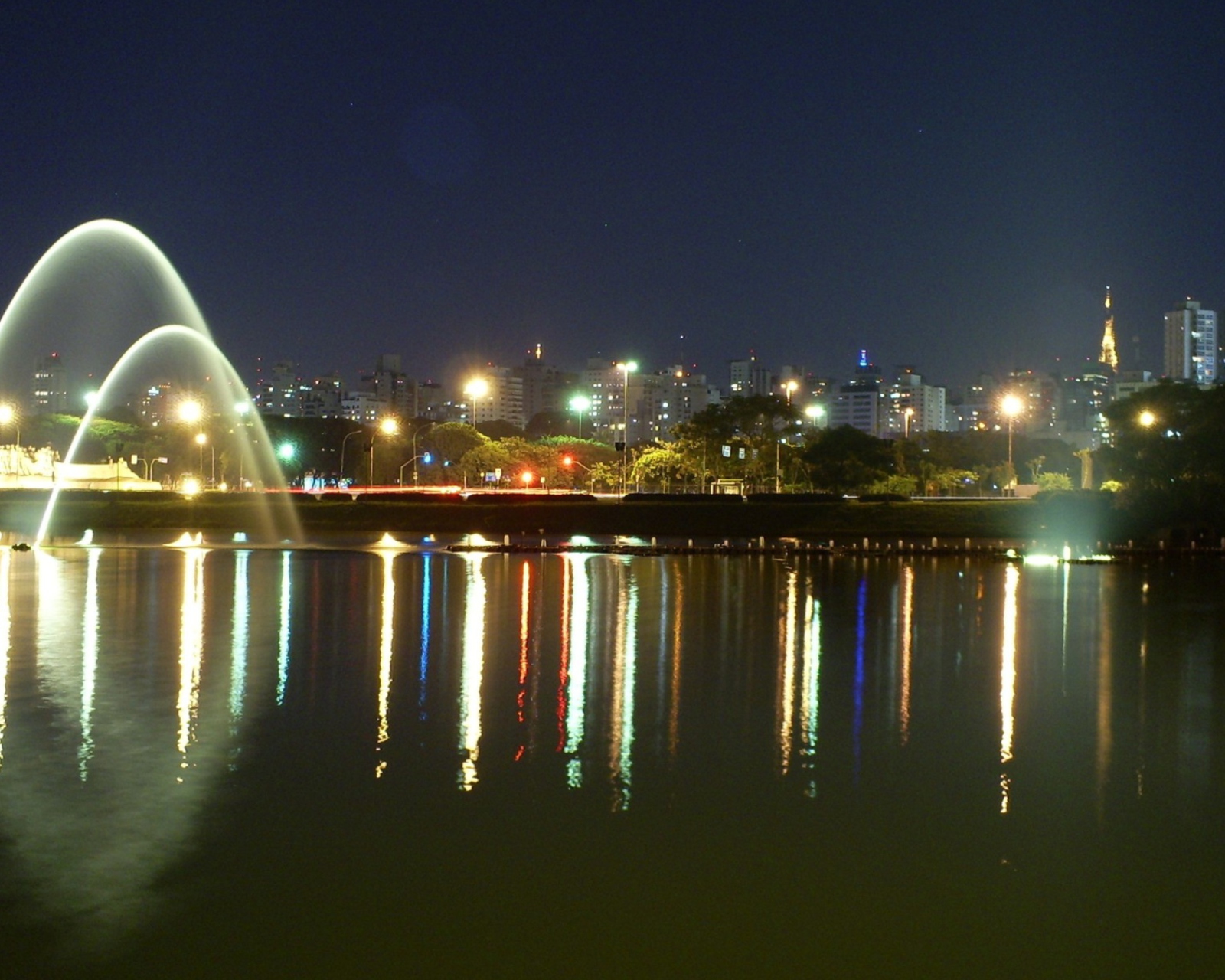 Sao Paulo - Brazil screenshot #1 1600x1280