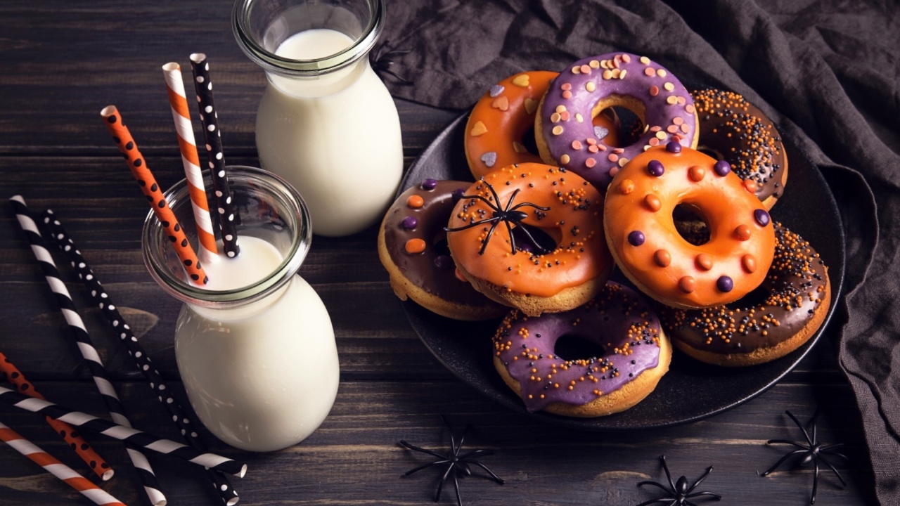 Halloween Donuts wallpaper 1280x720