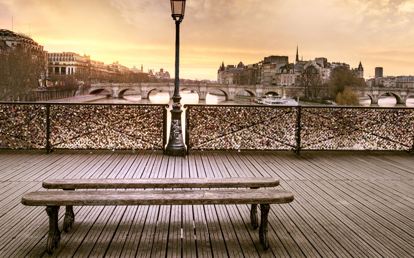 Обои Bench In Paris 1440x900