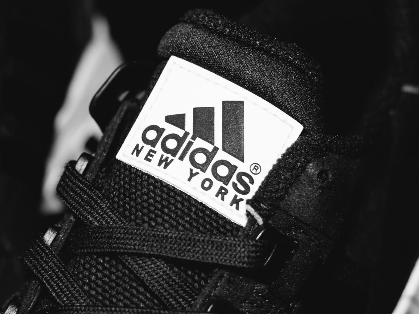 Fondo de pantalla Adidas Running Shoes 1400x1050