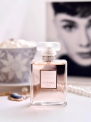 Chanel Coco Mademoiselle Perfume wallpaper 132x176