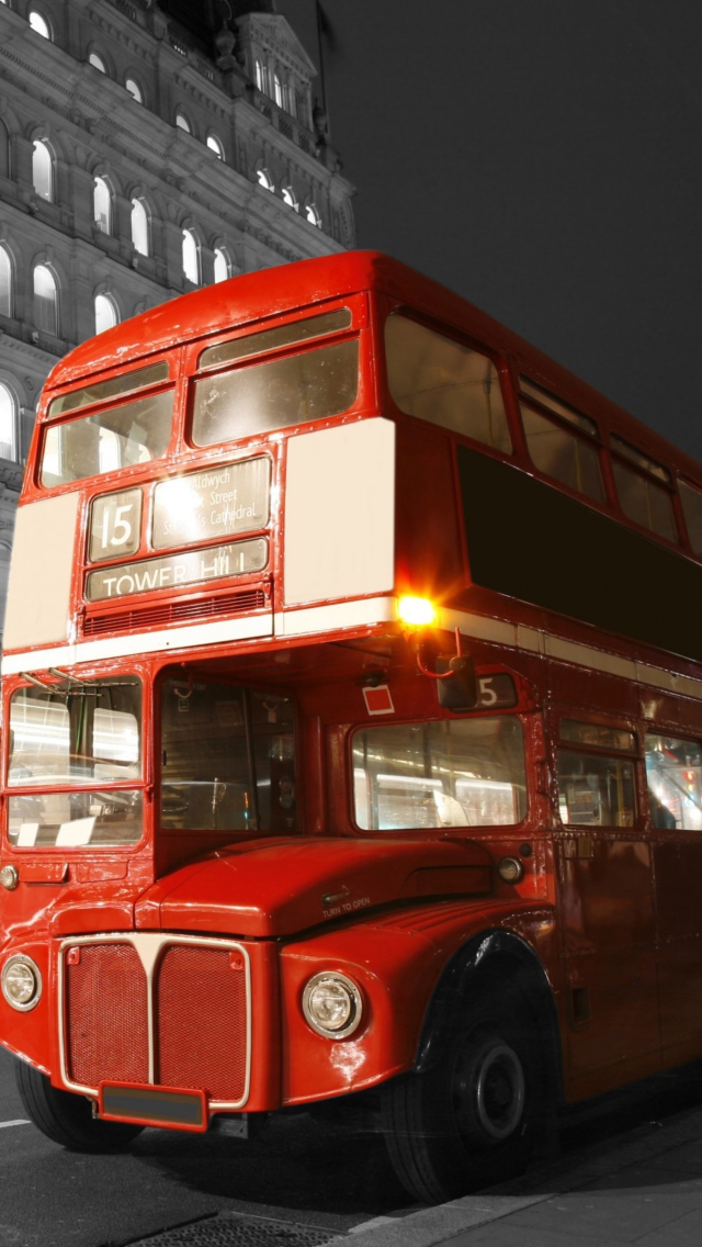 Das Red London Bus Wallpaper 640x1136