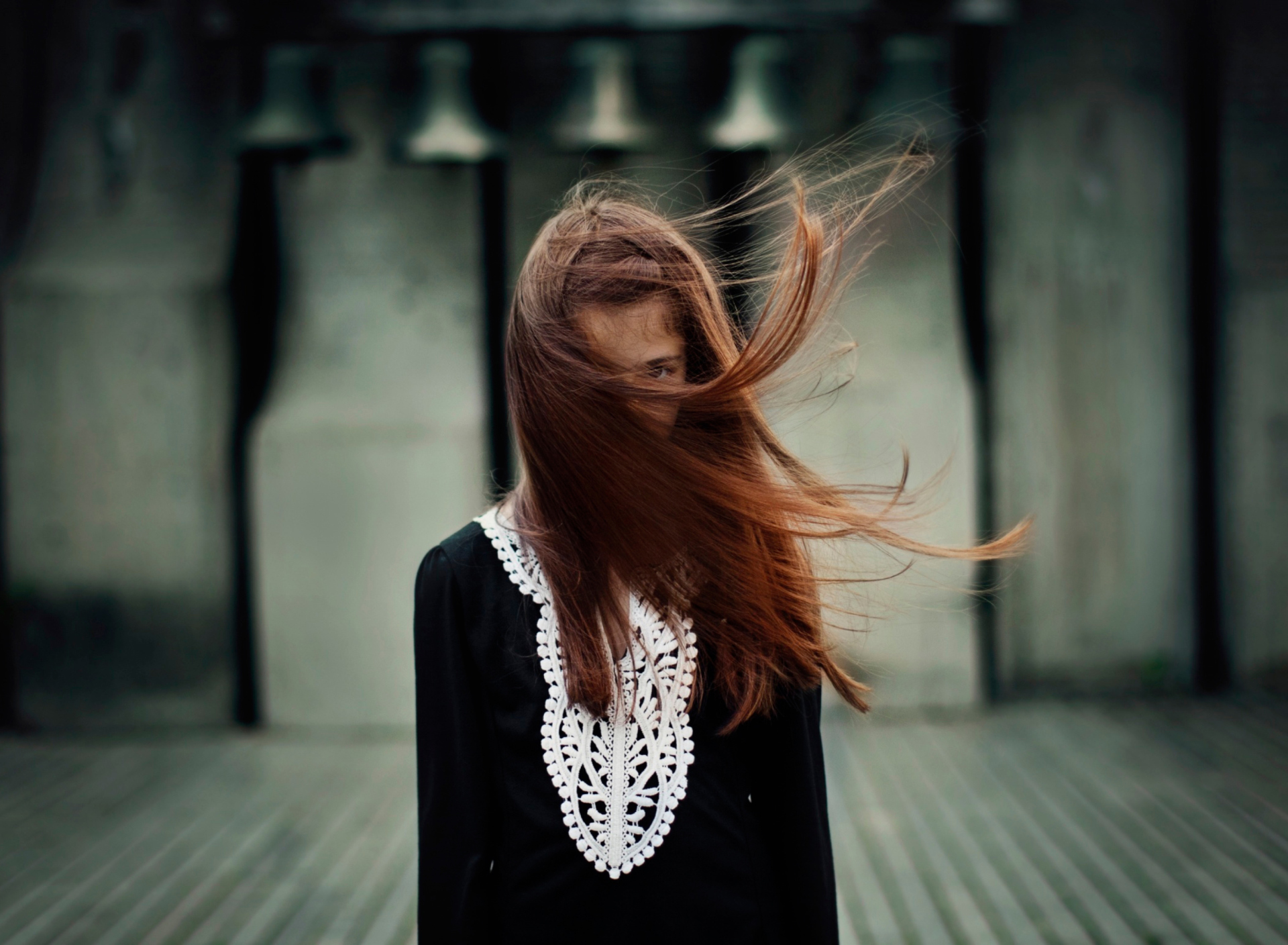Brunette With Windy Hair screenshot #1 1920x1408