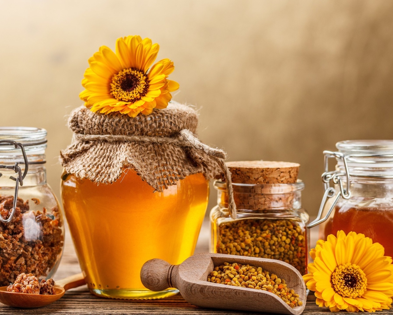 Das Honey from Greek Farm Wallpaper 1280x1024