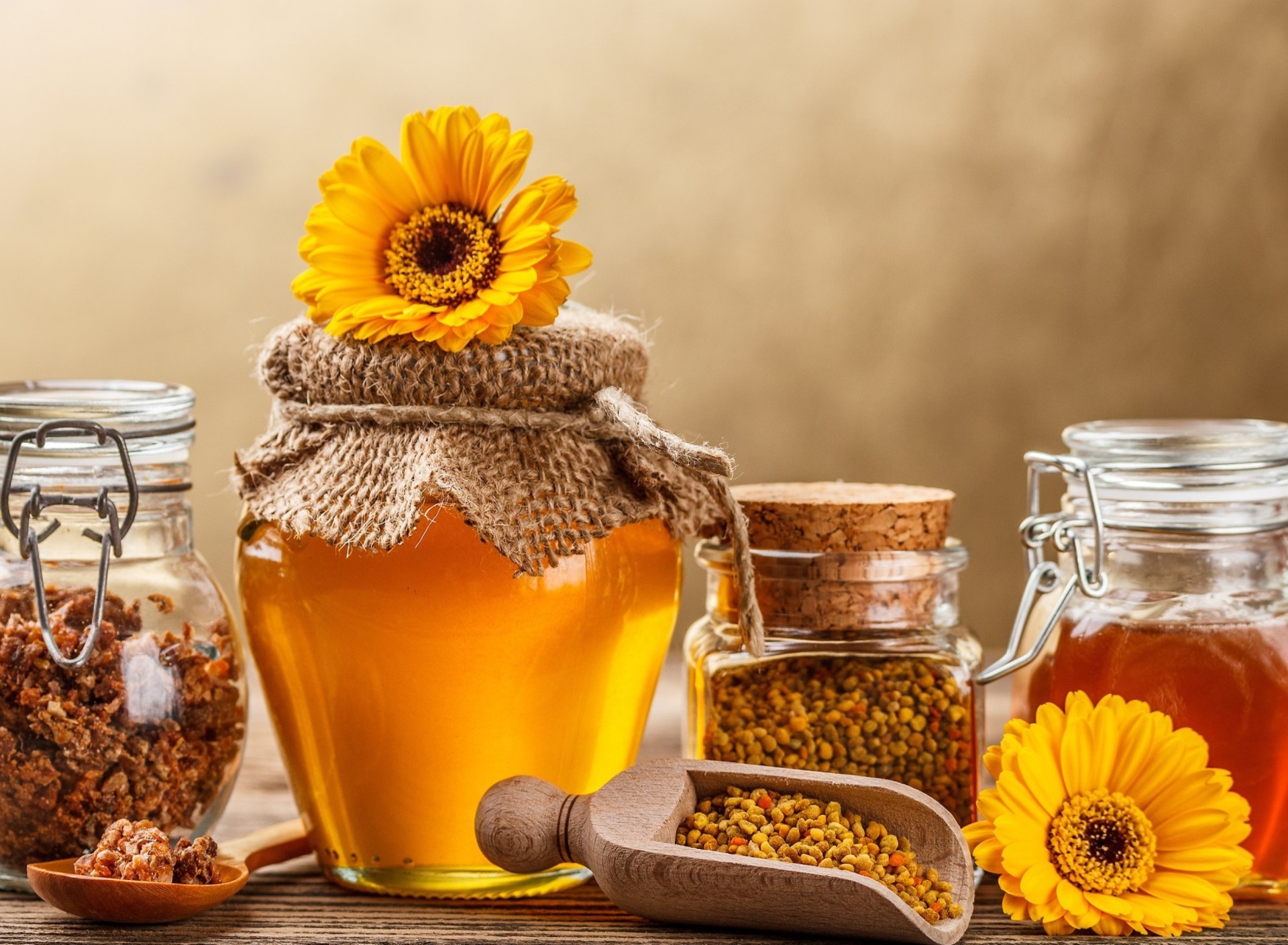 Sfondi Honey from Greek Farm 1920x1408