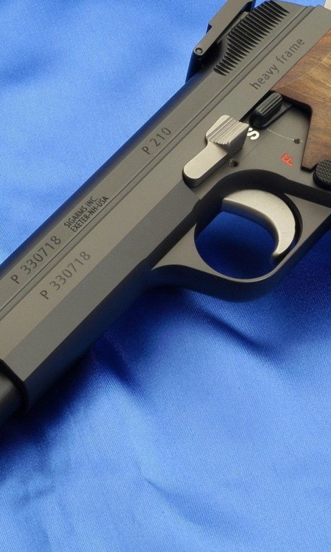 Das Sig P210 Pistole 49 Wallpaper 480x800